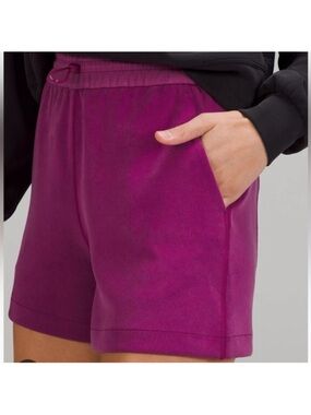 Lululemon Softstreme Shorts, Magenta Purple size 6
